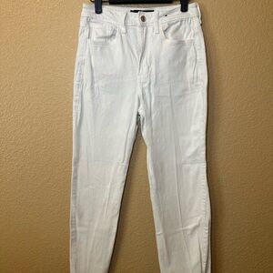 Hollister Women's White Straight Leg Jeans